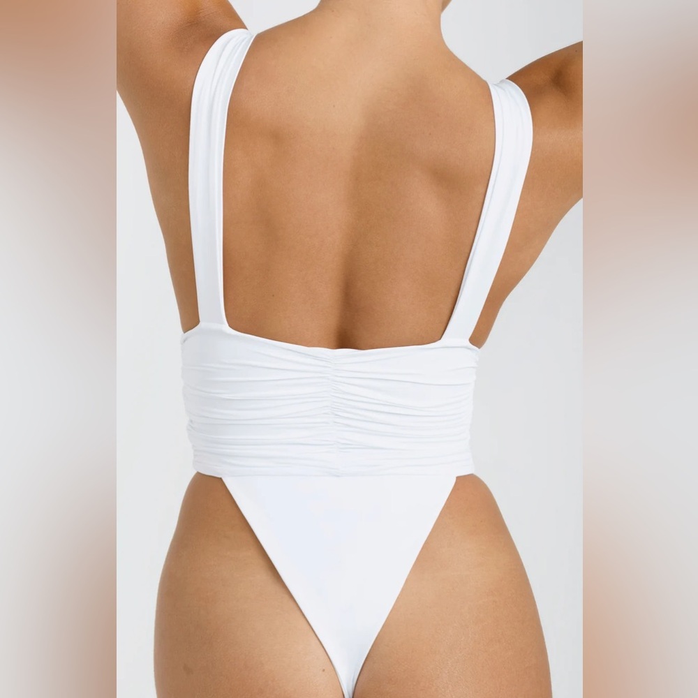 New with tags Aerie one piece plunge bathing suit